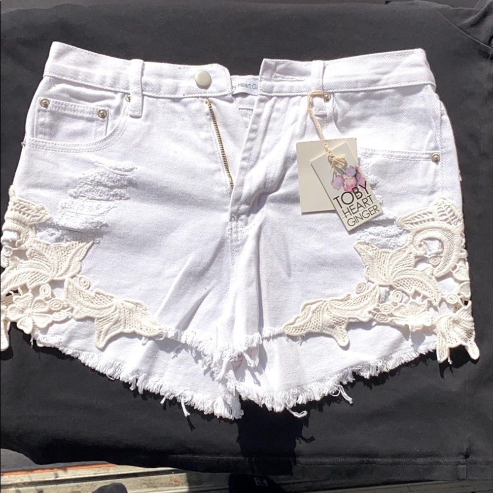 NWT Toby Heart Ginger jean shorts